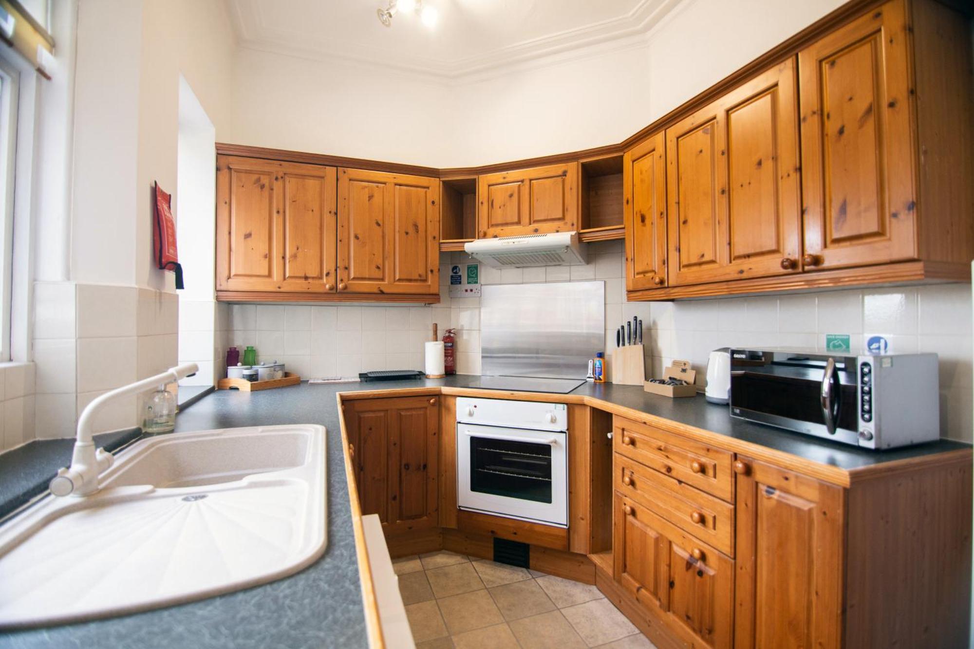 The Summit West End- Elegant Apartment With Free Parking In Prime Location Aberdeen Exterior foto
